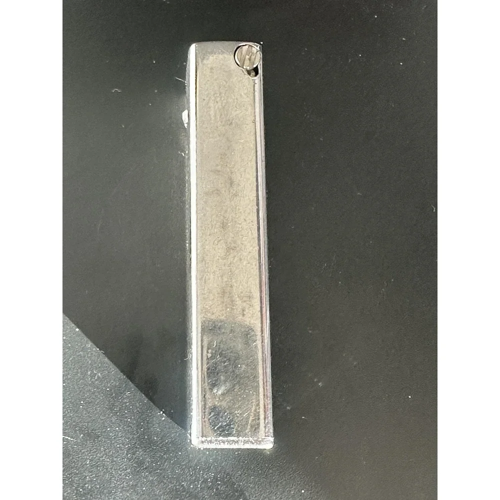 Vintage Zilon Lynx‎ Silver Tone Butane Lighter Slim Textured Diamond Pattern